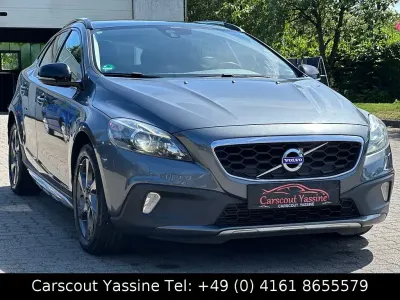 Gebraucht Volvo V40 CC Momentum 177 PS (130 kW) 2013 Grau Kombi