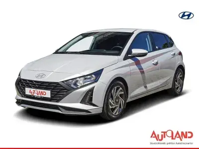 Neu Hyundai i20 79 PS (58 kW) 2025 Grau Kleinwagen
