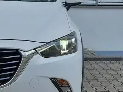 Używany Mazda CX-3 Sports-Line 110 KM (80 kW) 2015 Biały SUV