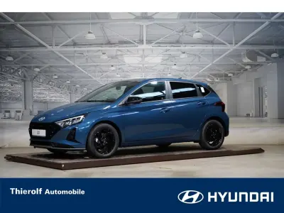 Neu Hyundai i20 Blackline 90 PS (66 kW) 2026 Blau Kleinwagen