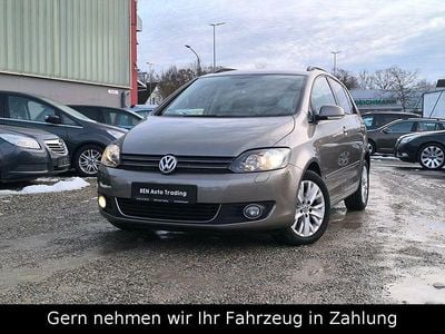 Braun Gebraucht 2013 VW Golf Plus Cross Life Van / Kleinbus | 8.990 € (Etwas zu teuer)