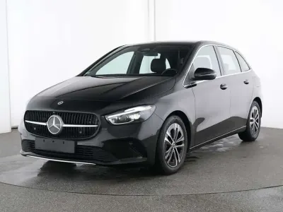 Gebraucht Mercedes B200 Progressive 163 PS (119 kW) 2025 Schwarz Kleinwagen