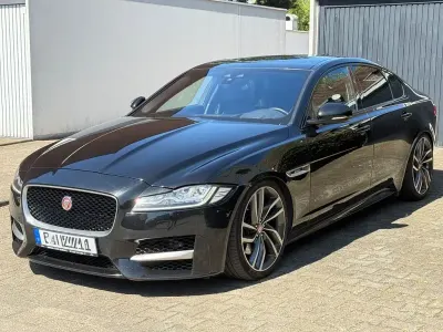 Second-hand Jaguar XF R-Sport 300 CP (220 kW) 2017 Negru Berlinǎ