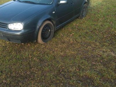 Blau Gebraucht 2001 VW Golf IV Kombi | 450 € (Fairer Preis)