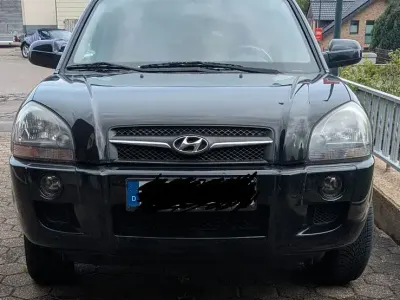 Gebraucht Hyundai Tucson 141 PS (103 kW) 2010 Schwarz SUV