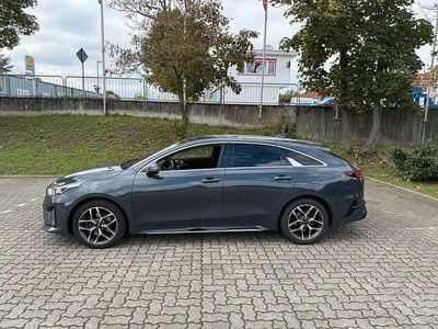 Grau Gebraucht 2020 Kia ProCeed GT-Line Kleinwagen | 13.500 € (Fairer Preis)
