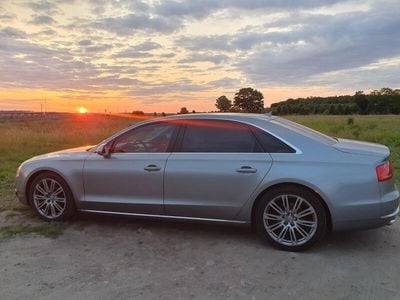 Audi A8L