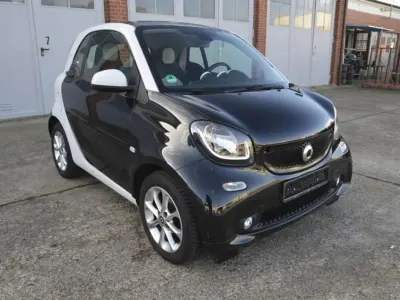 Gebraucht Smart ForTwo Coupé Passion 71 PS (52 kW) 2015 Schwarz Coupé