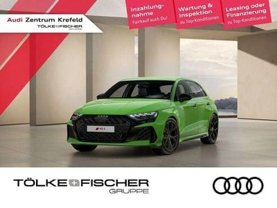 Neu Audi RS3 Sport 400 PS (294 kW) 2025 Grün Limousine