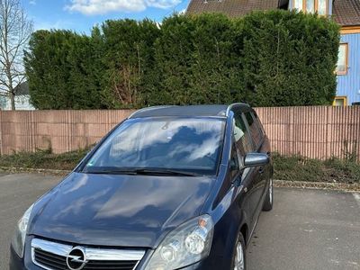 gebraucht Opel Zafira 2.2 Edition