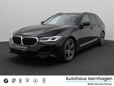 Gebraucht BMW 520 Sport Line 190 PS (139 kW) 2023 Schwarz ii668 Kombi