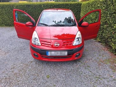 Nissan Pixo
