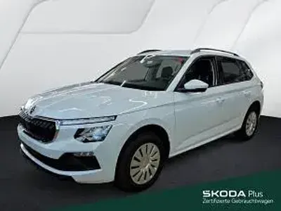 Gebraucht Skoda Kamiq Essence 95 PS (69 kW) 2025 Moonweiss metallic SUV