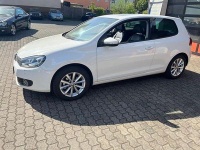 Gebraucht VW Golf VII 140 PS (102 kW) 2012 Weiß Limousine