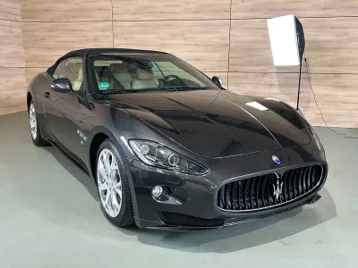 Gebraucht Maserati GranCabrio 450 PS (330 kW) 2011 Schwarz Cabrio