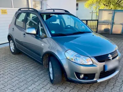 Gebraucht Suzuki SX4 107 PS (78 kW) 2009 Grau Limousine