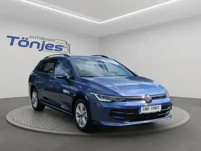 Gebraucht VW Golf VIII Life 116 PS (85 kW) 2024 Blau Kombi