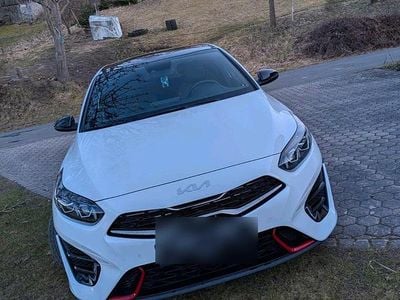 Gebraucht Kia Ceed GT GT 204 PS (150 kW) 2024 Weiß Limousine