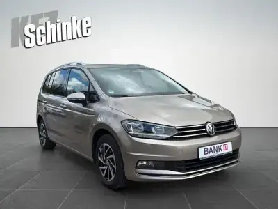 Używany VW Touran Join 116 KM (85 kW) 2018 Beżowy Minivan