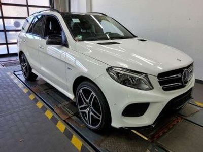 gebraucht Mercedes GLE43 AMG AMG 4M 9G Night DISTRONIC PANO 360° H&K