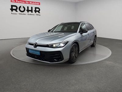 Gebraucht VW Passat IQ Drive 177 PS (130 kW) 2024 Oyster silver metallic / grena Kombi