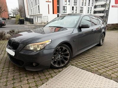 Gebraucht BMW 530 Sport Line 235 PS (172 kW) 2009 Grau Kombi