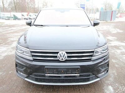 Deep black perleffekt (schwarz) Gebraucht 2020 VW Tiguan Allspace IQ Drive SUV | 17.000 € (Fairer Preis)