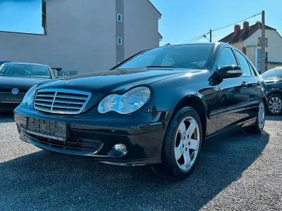 Gebraucht Mercedes C180 143 PS (105 kW) 2007 Schwarz Limousine