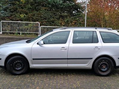 Gebraucht Skoda Octavia 105 PS (77 kW) 2005 Silber Kombi