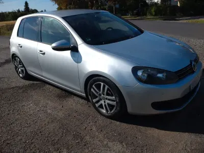 Gebraucht VW Golf VI 80 PS (58 kW) 2009 Silber Limousine