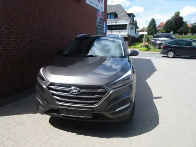 Gebraucht Hyundai Tucson Style 132 PS (97 kW) 2018 Braun SUV