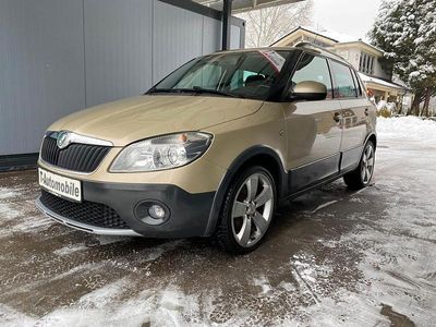 Gebraucht Skoda Fabia 105 PS (77 kW) 2011 Beige Limousine