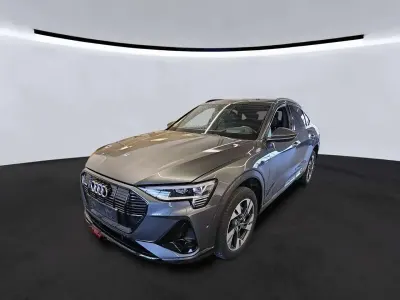 Gebraucht Audi e-tron Sportback S-Line 300 kW (408 PS) 2022 Daytonagrau perleffekt SUV
