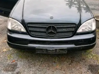 Używany Mercedes ML430 272 KM (200 kW) 2000 SUV