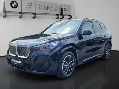 Neu BMW iX1 M Sport 203 kW (277 PS) 2026 Schwarz SUV