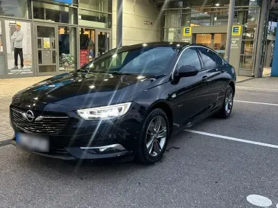 Gebraucht Opel Insignia Dynamic 170 PS (125 kW) 2018 Schwarz Limousine
