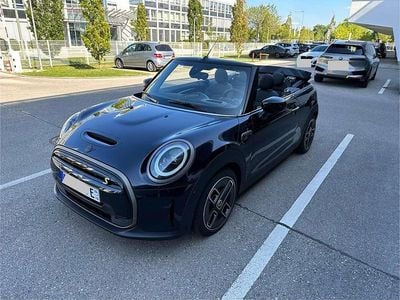 Gebraucht Mini Cooper SE Cabriolet 135 kW (184 PS) 2023 Schwarz Cabrio