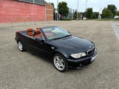 Schwarz Gebraucht 2005 BMW 318 Cabriolet Cabrio | 8.380 € (Etwas zu teuer)