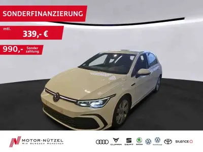 Gebraucht VW Golf VIII GTI 245 PS (180 kW) 2024 Pure white Limousine