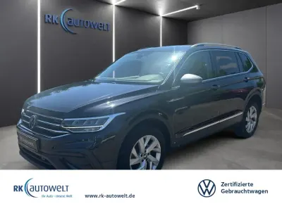Gebraucht VW Tiguan Allspace Life 150 PS (110 kW) 2022 Schwarz SUV