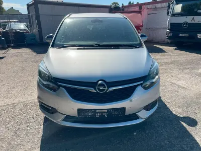 Gebraucht Opel Zafira 140 PS (102 kW) 2017 Silber Van / Kleinbus