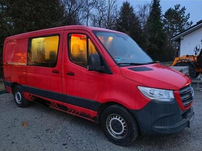 Rot Gebraucht 2018 Mercedes Sprinter Van | 17.900 €