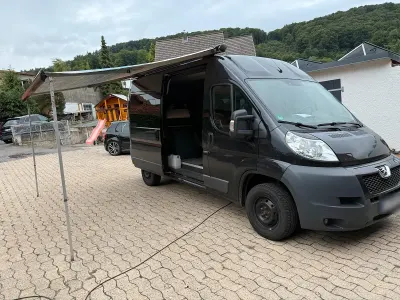 Gebraucht Peugeot Boxer 150 PS (110 kW) 2012 Schwarz Van
