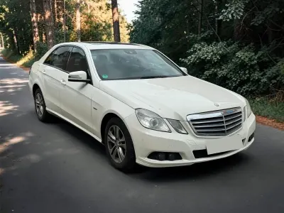 Gebraucht Mercedes E220 170 PS (125 kW) 2008 Weiß Limousine