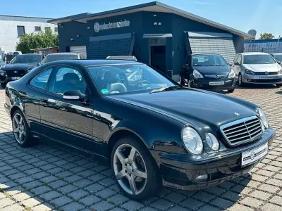 Gebraucht Mercedes CLK230 Avantgarde 197 PS (144 kW) 2001 Schwarz Coupé