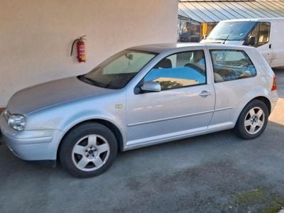Silber Gebraucht 1999 VW Golf IV Kleinwagen | 750 € (Guter Preis)