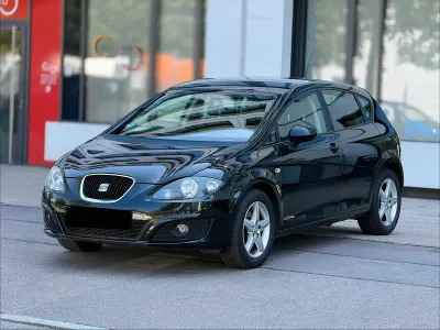 Gebraucht Seat Leon 105 PS (77 kW) 2011 Schwarz Kleinwagen