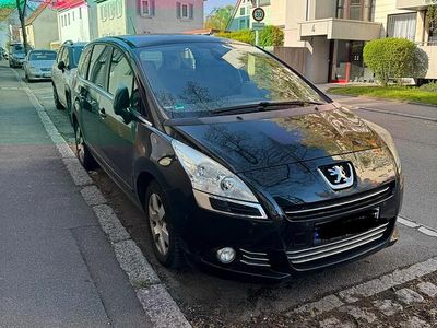 Usata Peugeot 5008 Family 150 CV (110 kW) 2012 Nero Monovolume