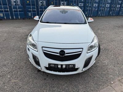 Usado Opel Insignia OPC 325 HP (239 kW) 2010 Branco Carrinha