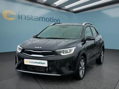 Neu Kia Stonic 101 PS (74 kW) 2026 Schwarz SUV